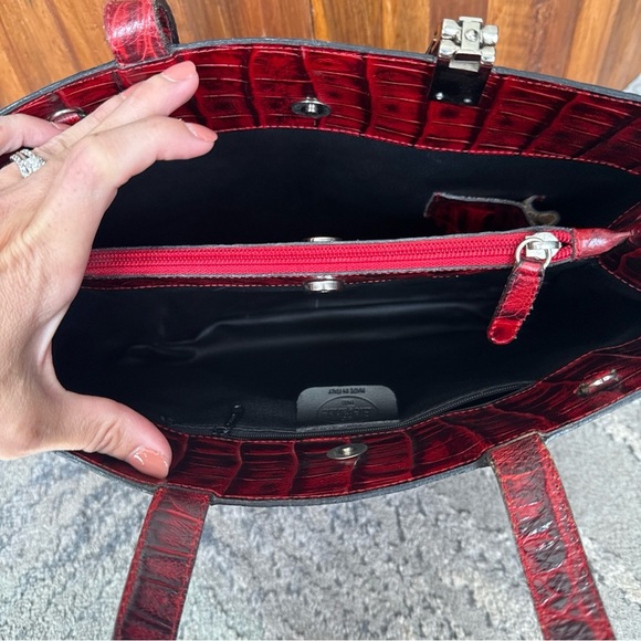 Elegance Paris Crocodile Embossed Red Leather Top Handle Bag Tote - Picture 9 of 12